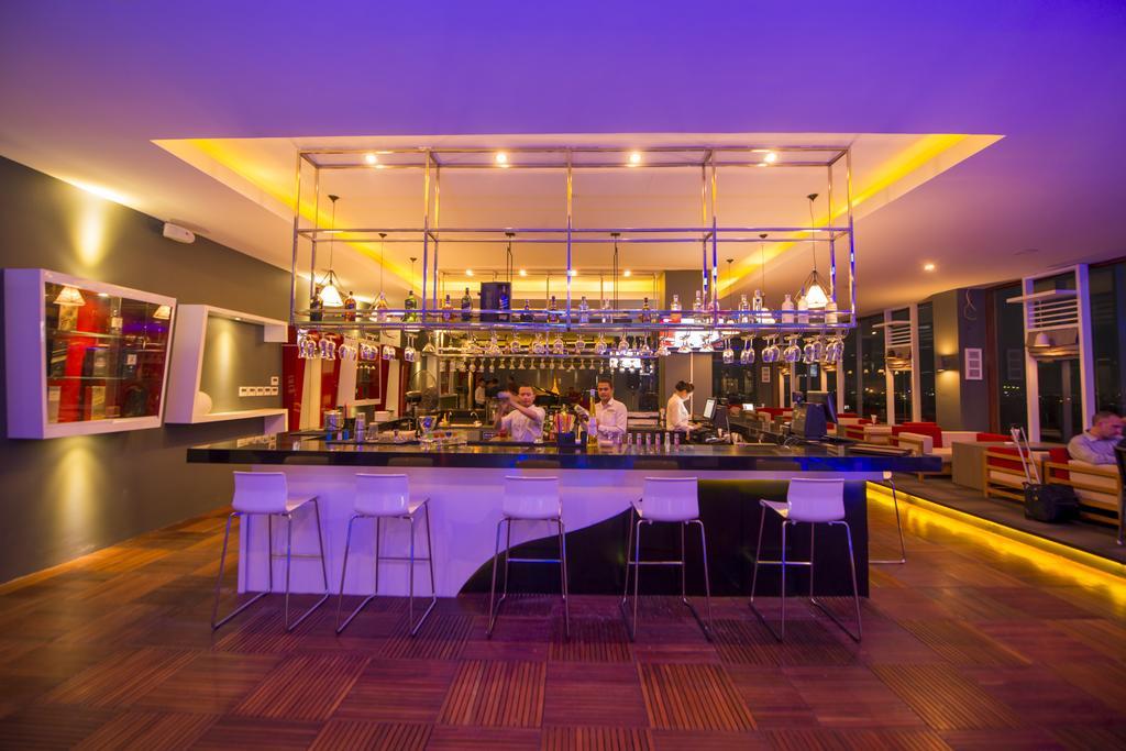 Hotel Parami Yangon Dış mekan fotoğraf
