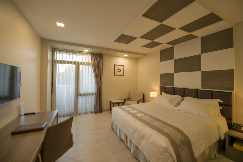 Hotel Parami Yangon Dış mekan fotoğraf
