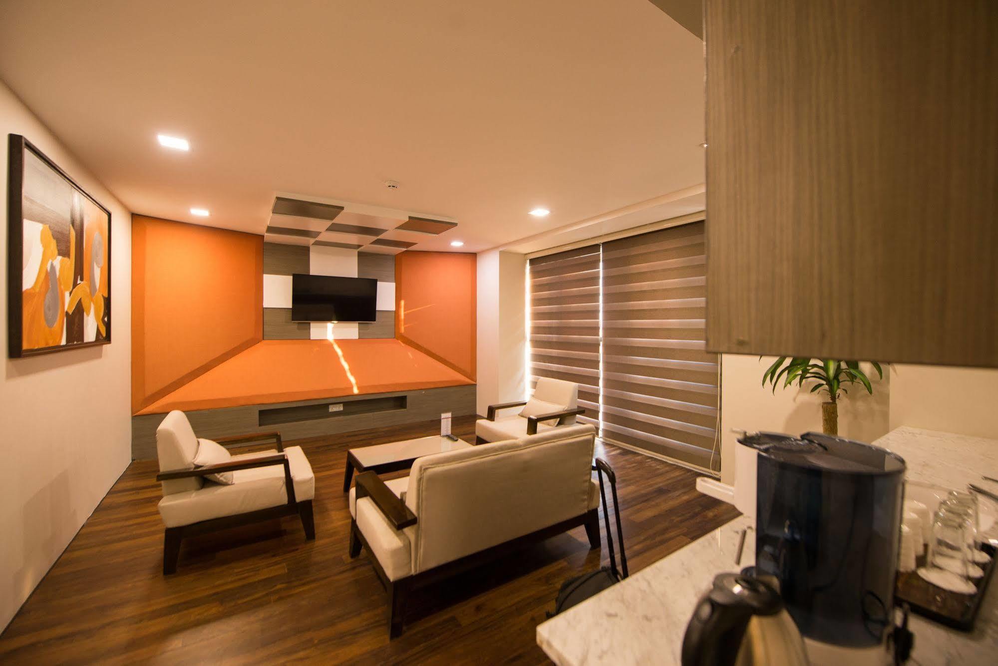 Hotel Parami Yangon Dış mekan fotoğraf